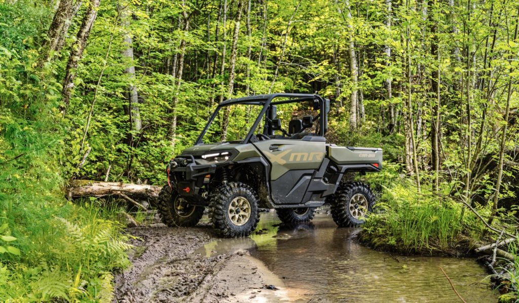 Can-Am Defender HD11 2026
